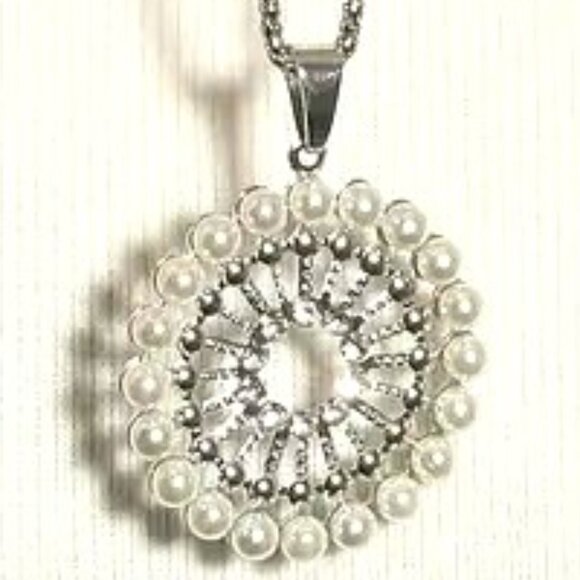 Pearl Necklace Rhinestone 30" Long Chain Pendant Statement Trendy Stylish Glam - Picture 3 of 3